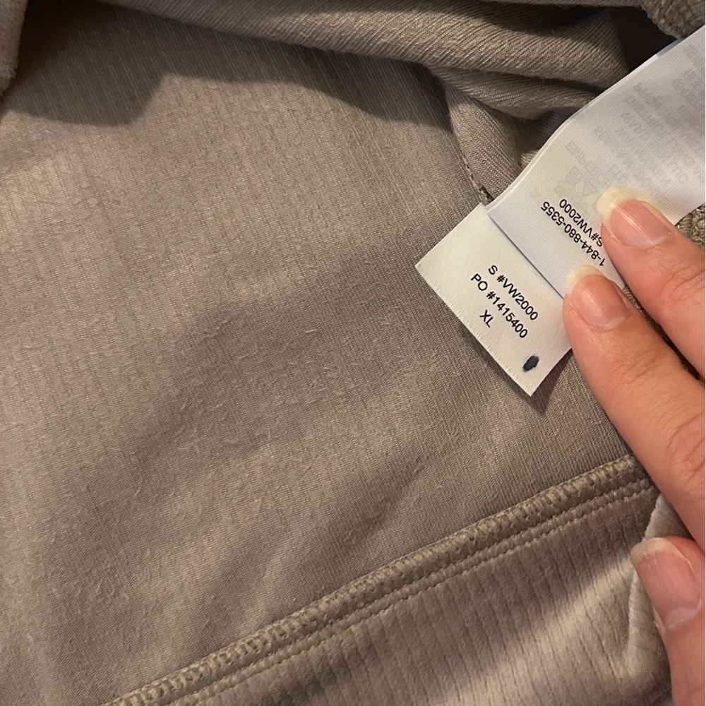 Vuori Haven Half Zip Velour Hoodie In Graphite XL - Picture 7 of 8